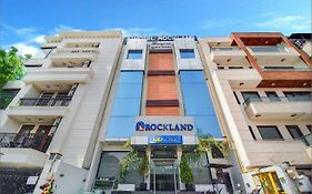 Fabhotel Rockland